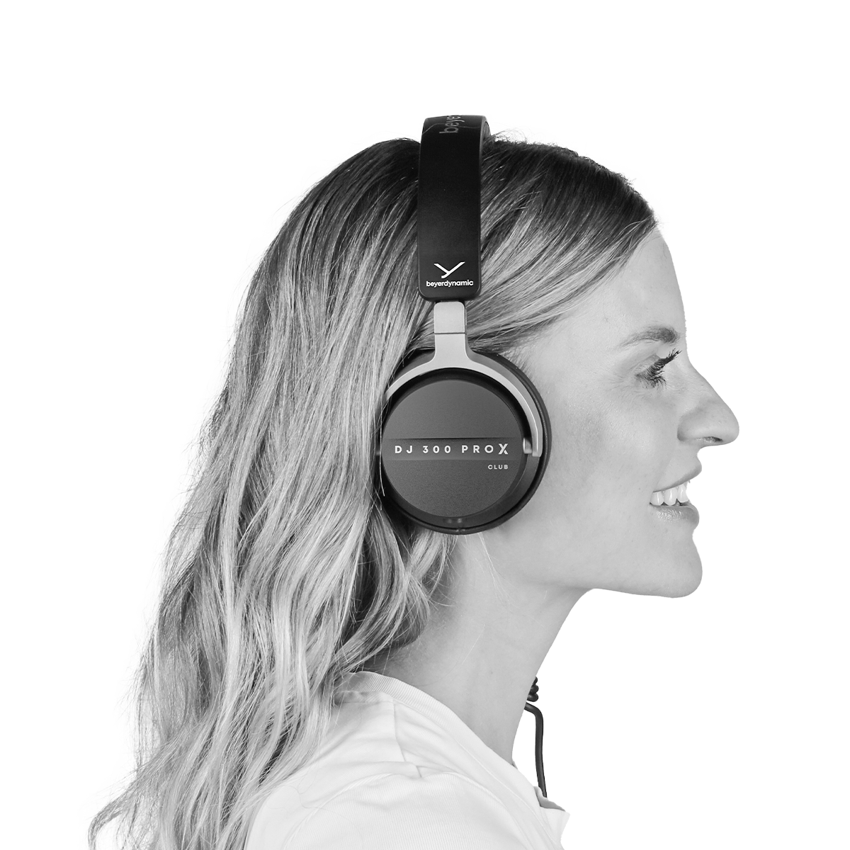 beyerdynamic-dj-300-pro-x-club-dj-kopfhoerer-people